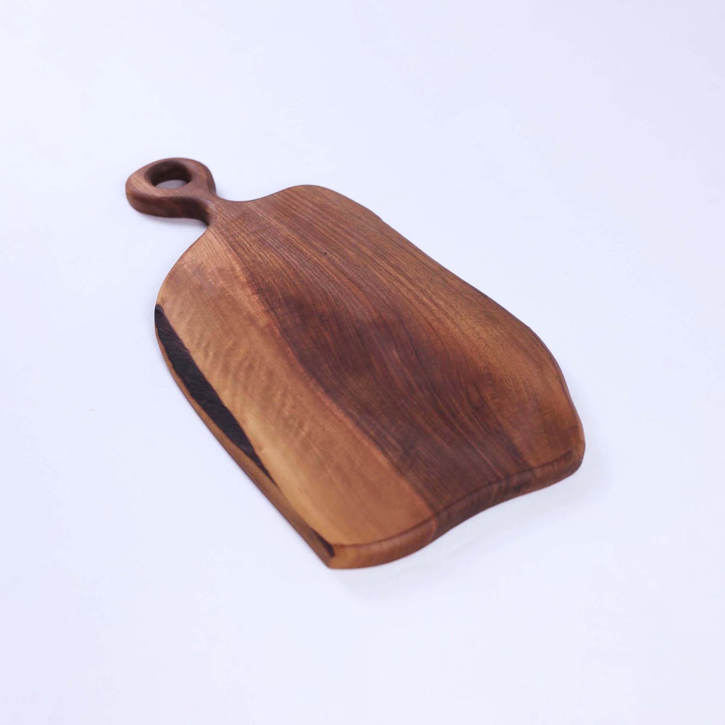 "Черни връх" №0195 — дъска от орех с епоксид