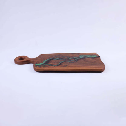 "Голям Перелик" №0200 — дъска от орех с епоксид