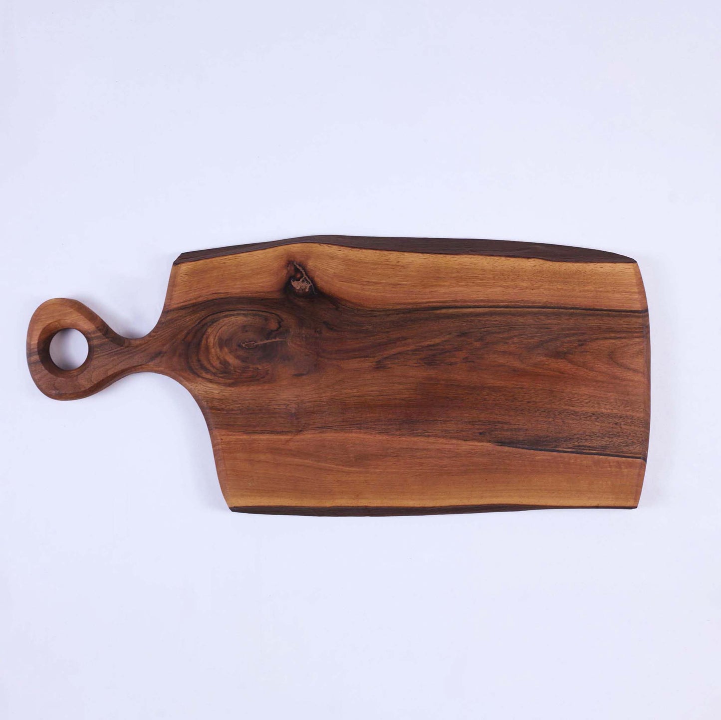 "Ком" №0206 — дъска от орех с епоксидна смола