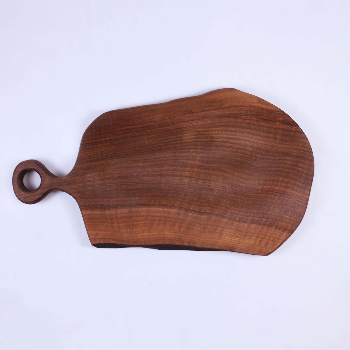 "Козя стена" №0210 — дъска от орех с епоксид