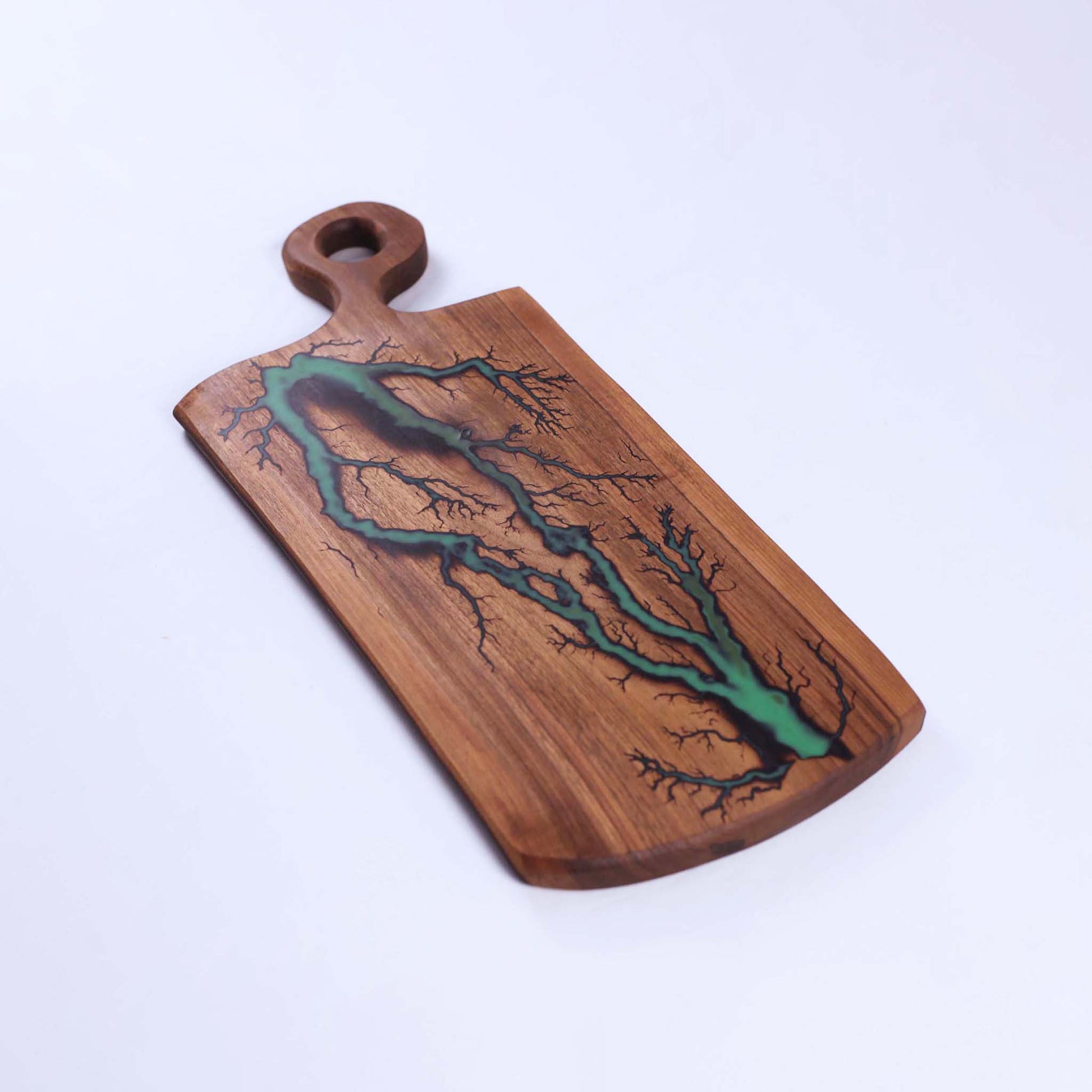 Орехова дъска с епоксидна смола - "Бузлуджа" №0215