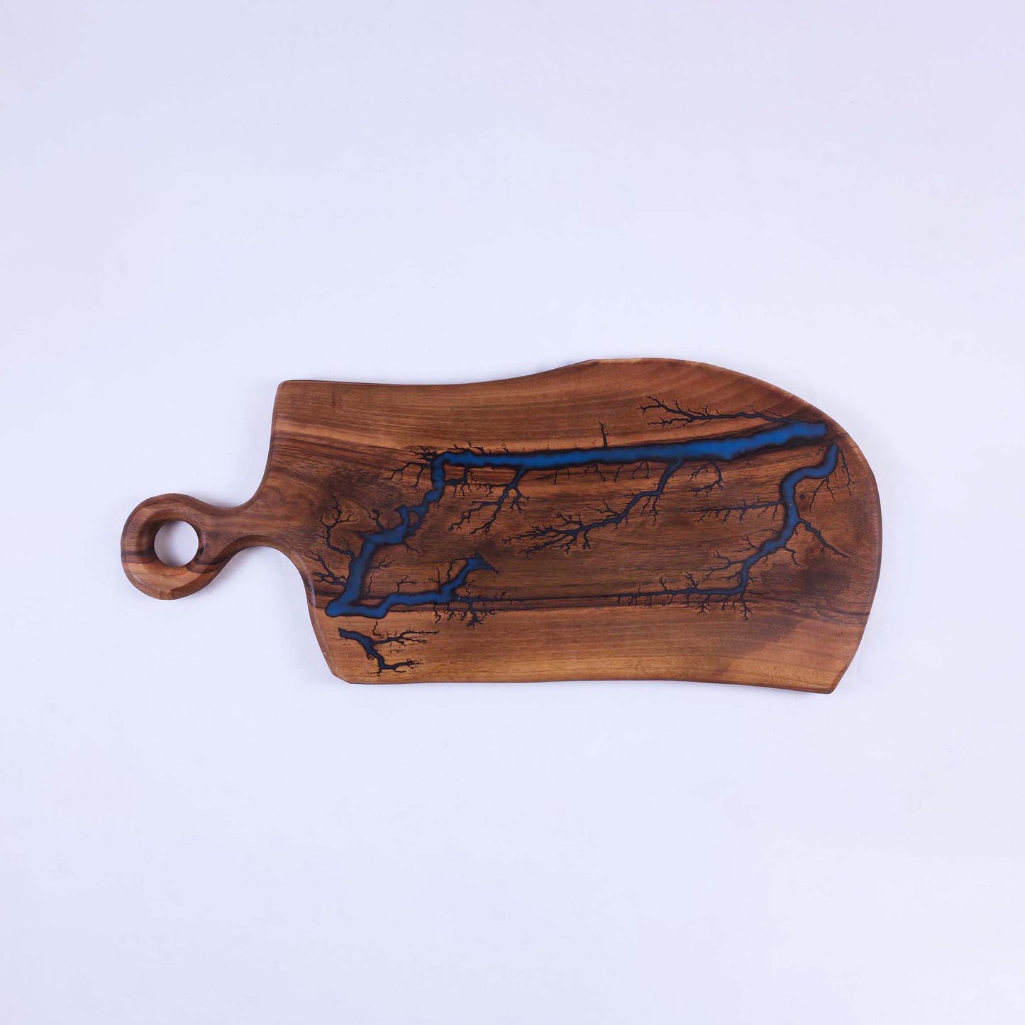 Дъска от орех с епоксид - "Окото" №0216