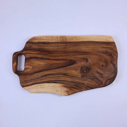 Голяма дъска от масивен орех и епоксидна смола с външна дръжка – ръчно изработена - 221L